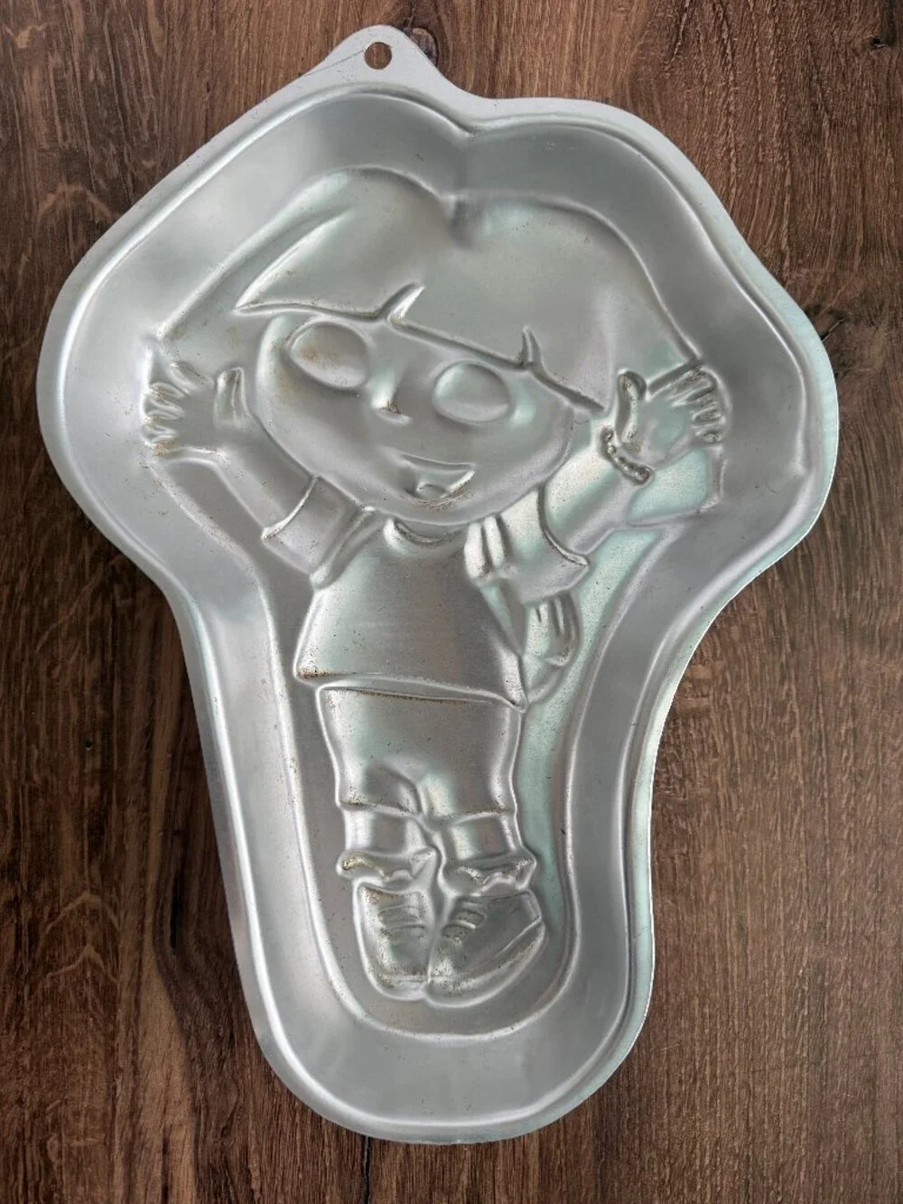 Vintage 2003 Wilton Dora Cake Pan